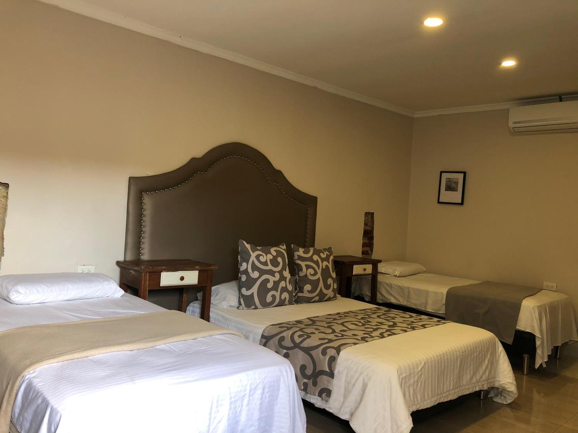 Hotel Galeria La Trinidad — Photos 3